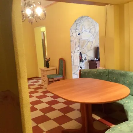 Apartment Lilla Apartmann Balatonszarszo